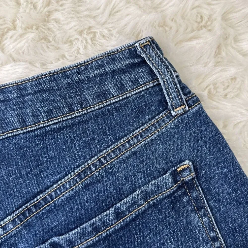 Old Navy High Rise OG Straight Shorts 0 (W26 Inseam 2.5) Blue Distressed Womens